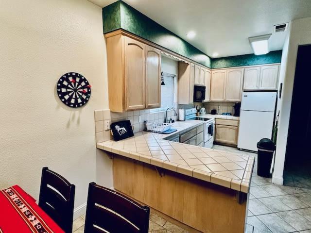 Holiday home Wild Stallion Hot Tub Sleeps 4 Darts Private *